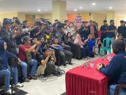 Biddokkes Polda Sulsel Gelar Press Release Penanganan Korban Laka Pesawat ATR 42-500