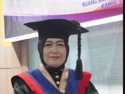 Aktivis dan Jurnalis Senior Raih Gelar Doktor Pendidikan dengan Predikat Cumlaude
