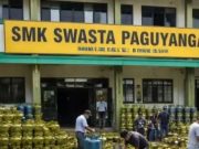 Di Duga Oknum Kepsek SMK Paguyangan Brebes Dalangi pengoplosan gas subsidi di Lokasi Sekolah.
