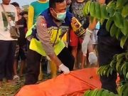 Ditemukan mayat seorang laki laki di Kebun Pinggir Tol KM 306 Desa Sewaka